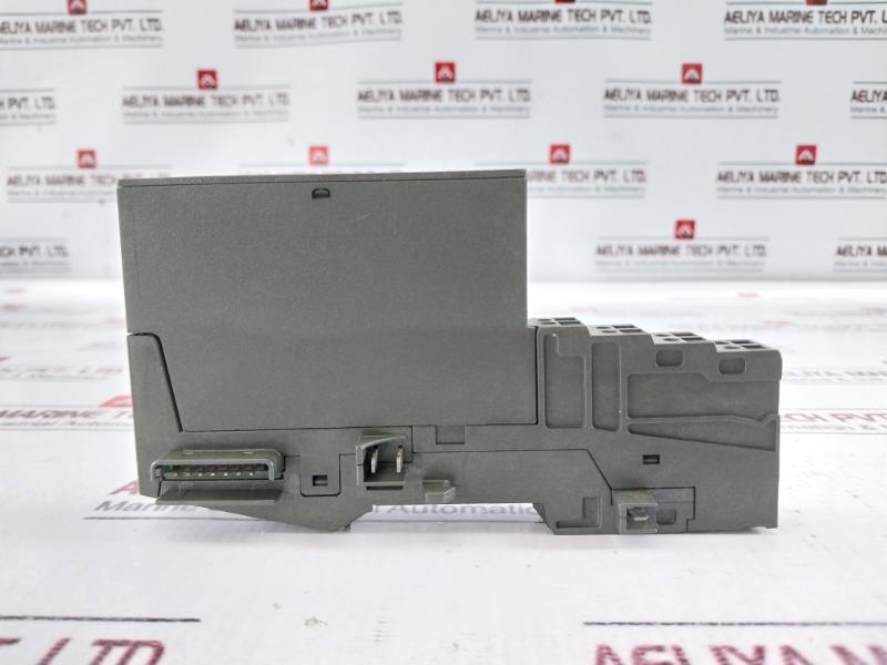 Siemens 6Es7131-4Bb01-0Ab0 Electronic Module W/ Terminal Block 193-4Ca20-0Aa0