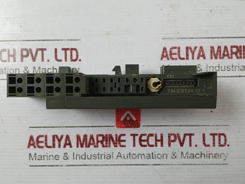 Siemens 6Es7 132-4Bd00-0Aa0 Digital Output Module Tm-e15S24-01