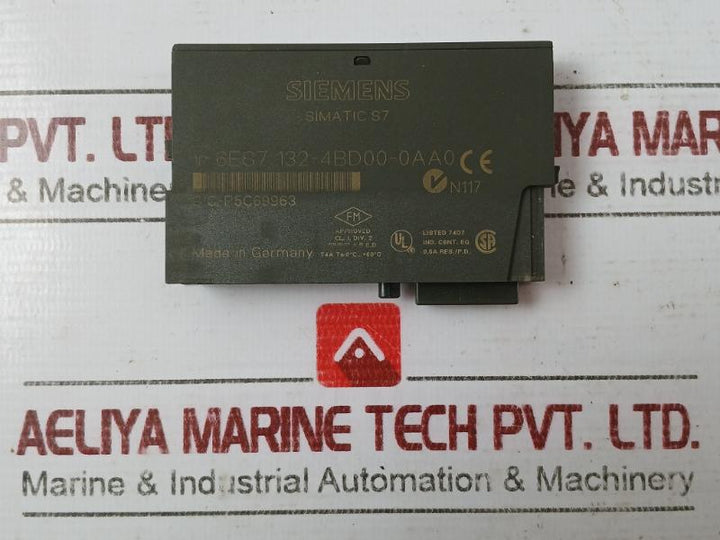 Siemens 6Es7 132-4Bd00-0Aa0 Digital Output Module Tm-e15S24-01