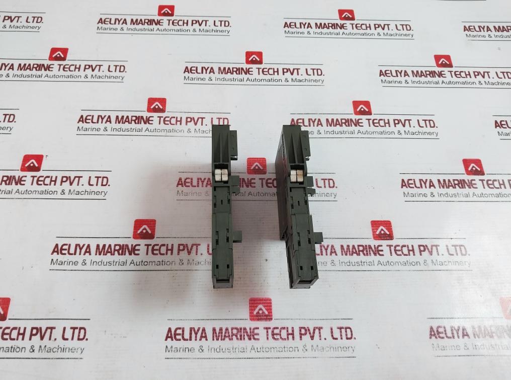 Siemens 6Es7 132-4Bd00-0Aa0 Electronic Module 0.5A Res./P.D. Cl.I, Div.2