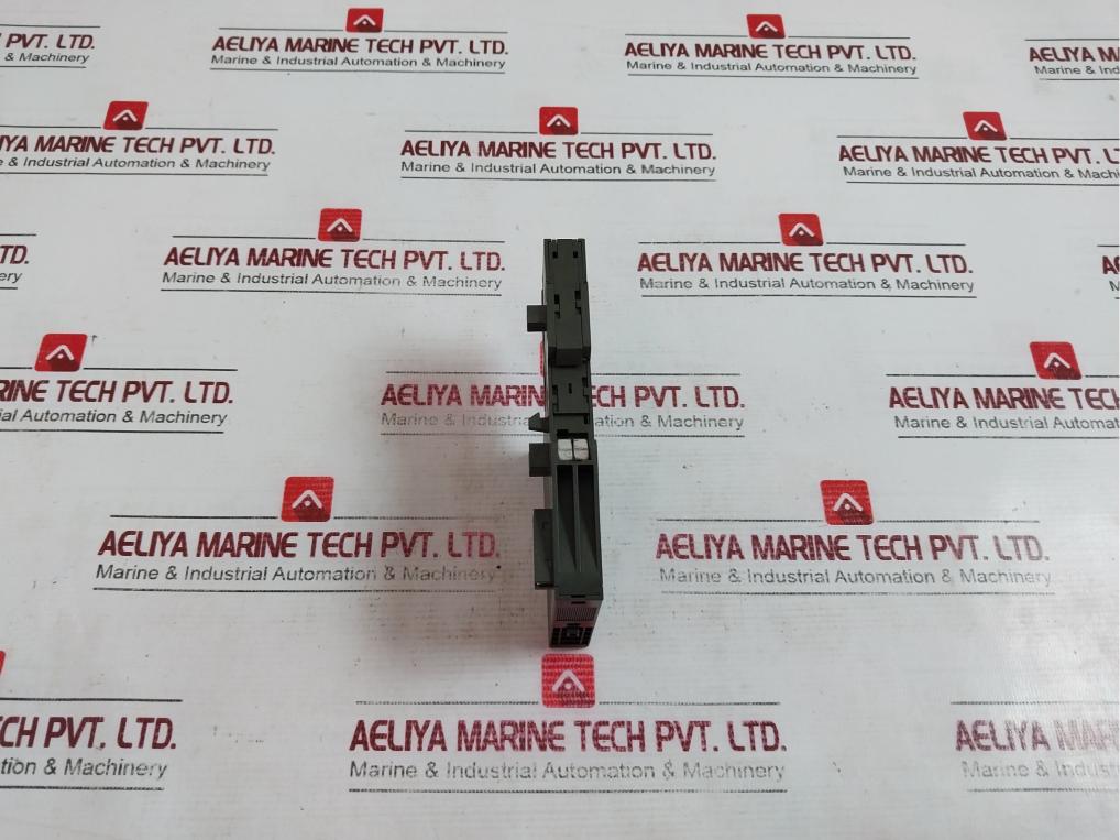 Siemens 6Es7 132-4Bd00-0Aa0 Electronic Module 0.5A Res./P.D. Cl.I, Div.2
