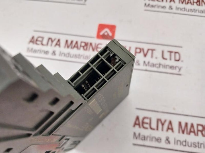 Siemens 6Es7 132-4Bd00-0Aa0 Electronic Module Dc24V/0.5A S C-p5C66240