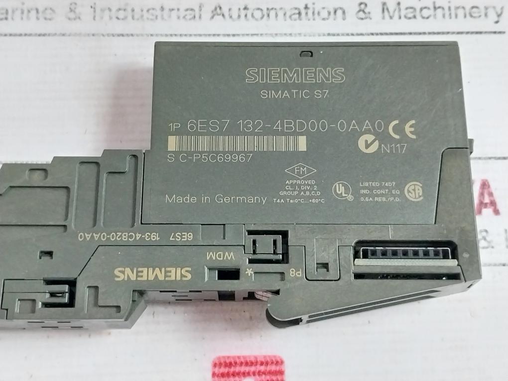 Siemens 6Es7 132-4Bd00-0Aa0 Electronic Module S C-p5C69967 T4A Dc24V/0.5A