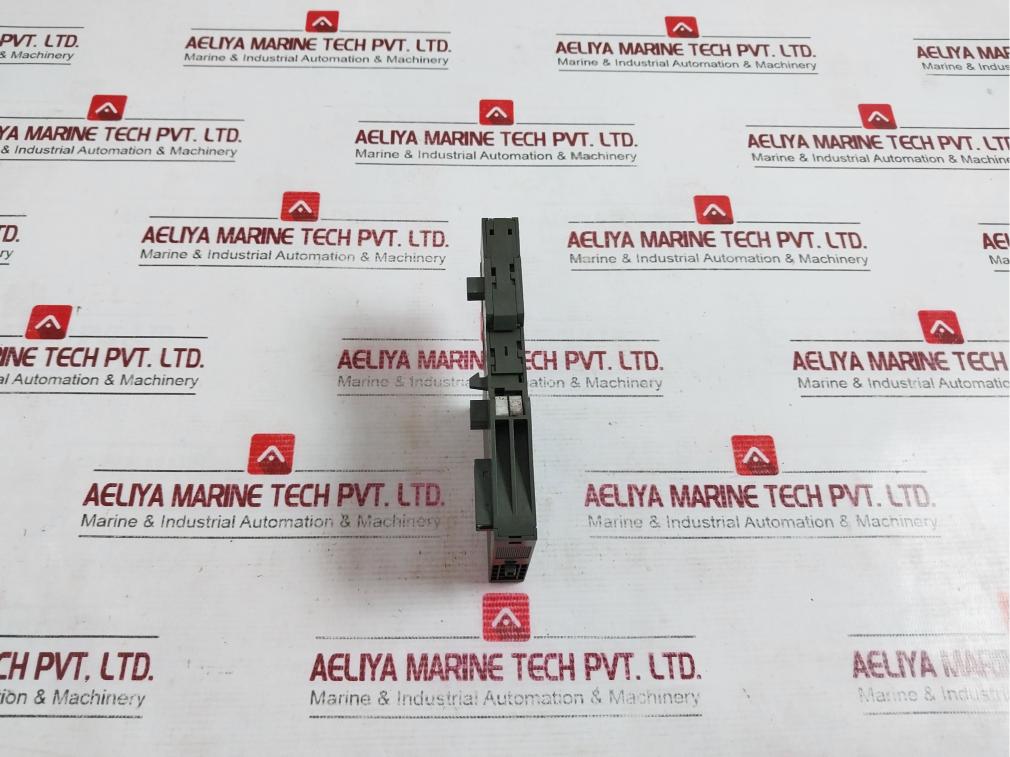 Siemens 6Es7 132-4Bd00-0Aa0 Electronic Module S C-p5C69967 T4A Dc24V/0.5A