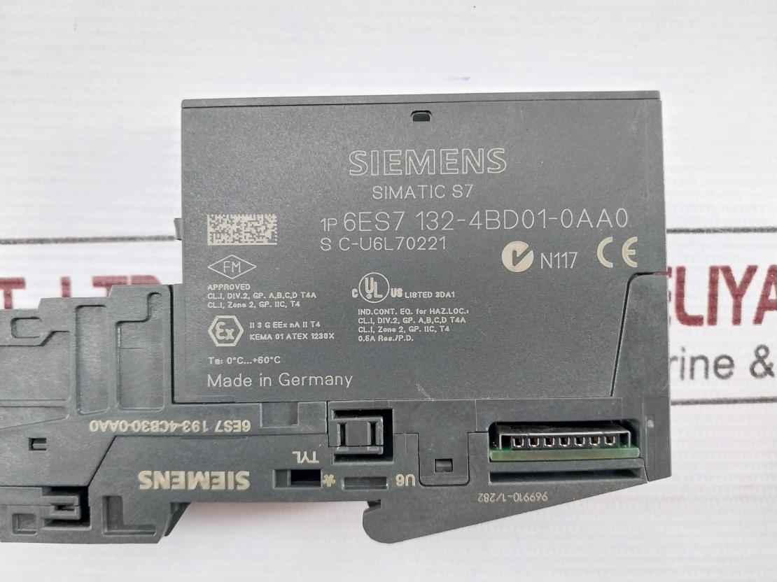 Siemens 6Es7 132-4Bd01-0Aa0 Simatic S7 Digital Output Module 0C+60C 0.5A