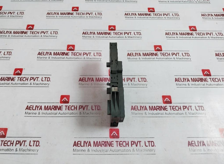 Siemens 6Es7 132-4Bd32-0Aa0 Electronic Module S C-x8U77956 4 Do Dc24V/2A