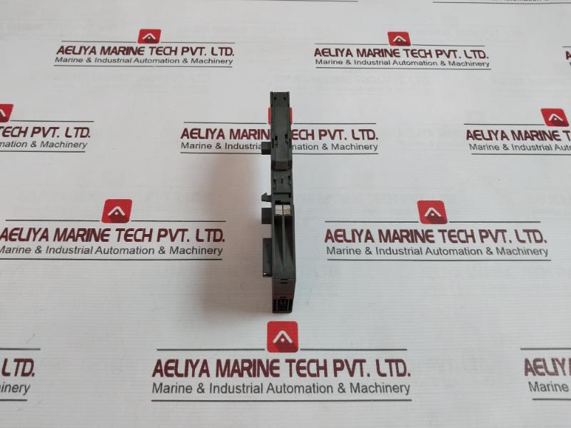 Siemens  Simatic S7 6Es7 132-4Bf00-0Aa0 Electronics Module Dc24V/0.5A