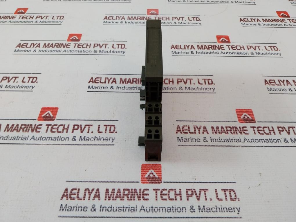 Siemens Simatic S7 6Es7 132-4Hb00-0Ab0 Electronic Module Dc120V/5A Ac230V/5A