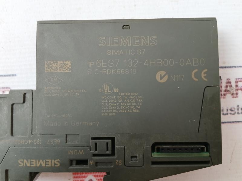 Siemens 6Es7 132-4Hb00-0Ab0 Output Module 24V Dc