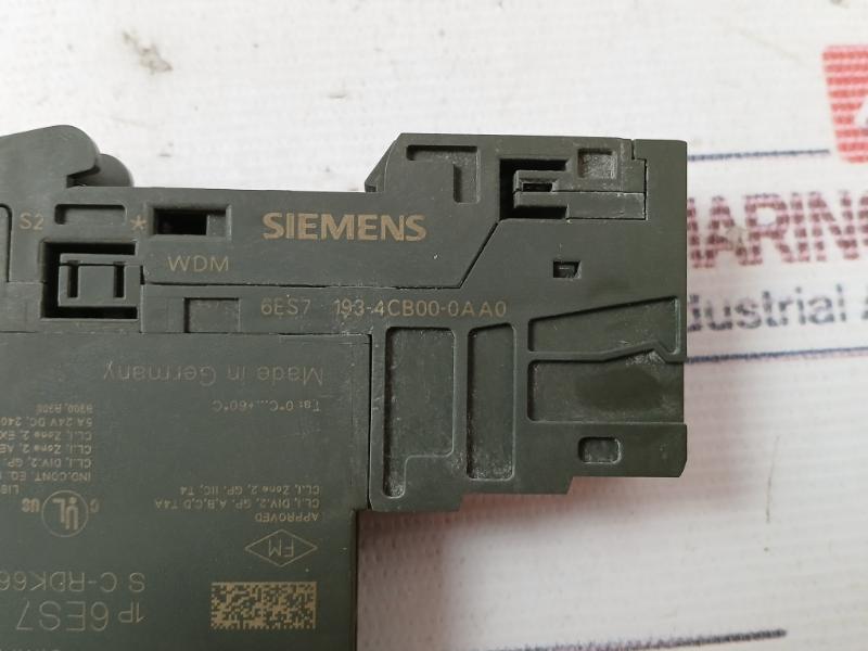Siemens 6Es7 132-4Hb00-0Ab0 Output Module 24V Dc