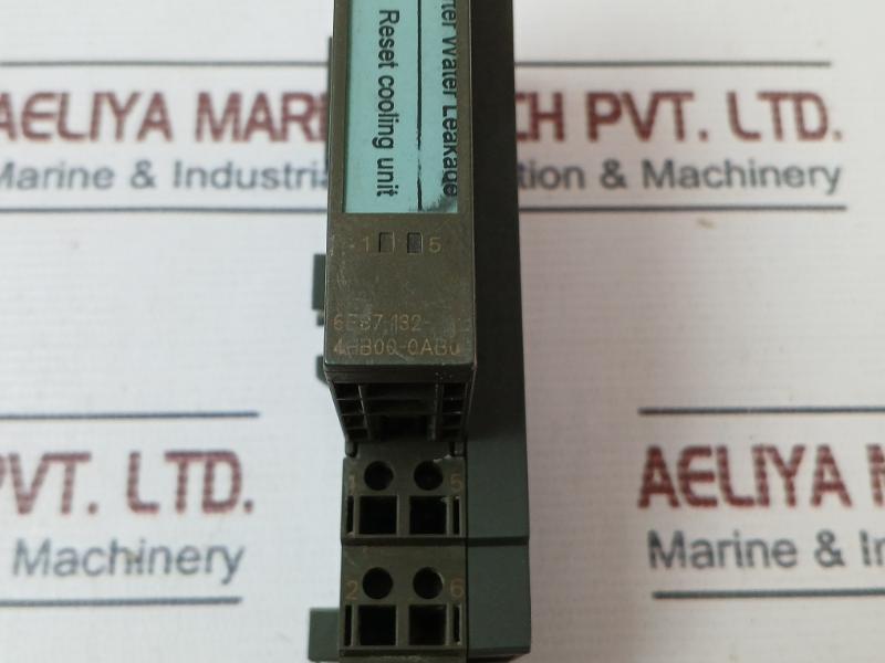 Siemens 6Es7 132-4Hb00-0Ab0 Output Module 24V Dc