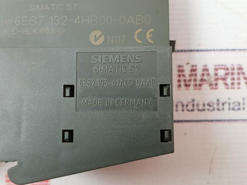 Siemens 6Es7 132-4Hb00-0Ab0 Output Module 24V Dc