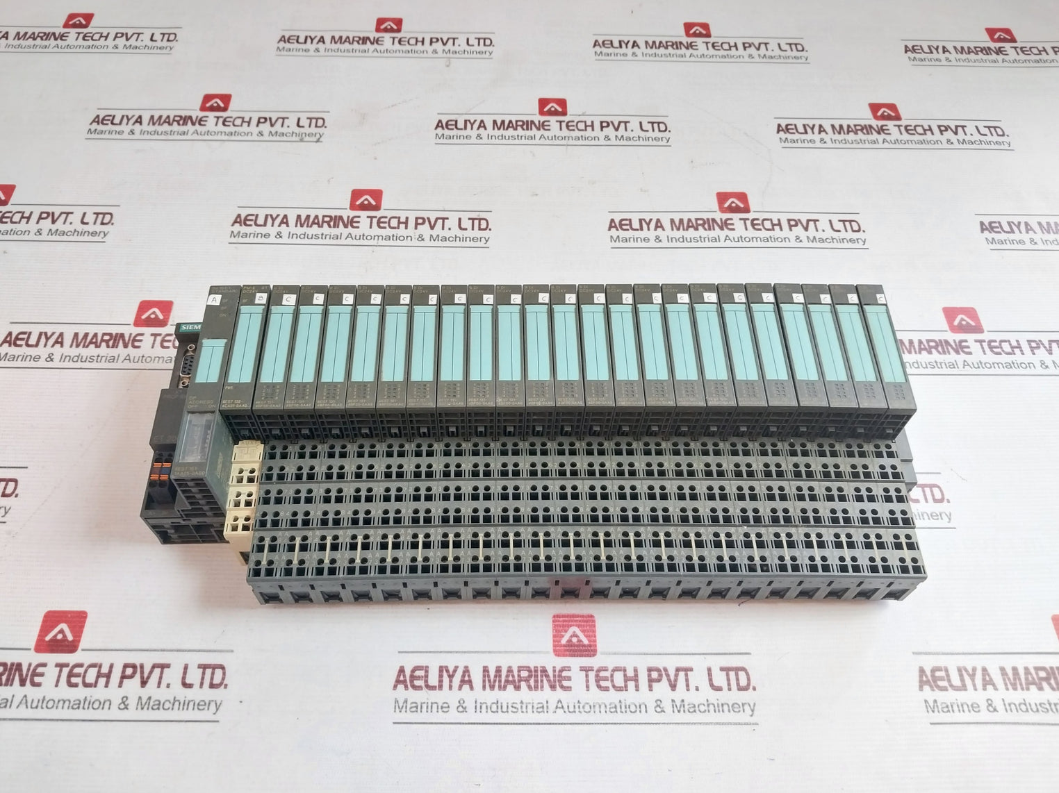 Siemens 6Es7 151-1Aa05-0Ab0 Interface Module Dc24V Et 200S S C-b8Ud2615