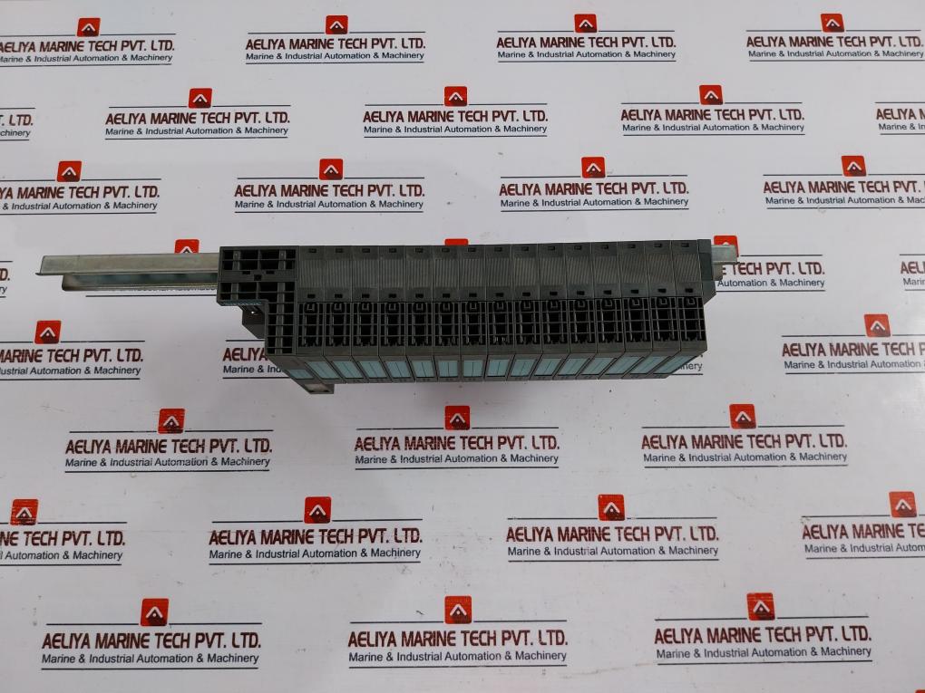 Siemens 6Es7 151-1Aa05-0Ab0,138-4Ca01-0Aa0,131-4Bf50-0Aa0,132-4Bf50-0Aa0 Rack