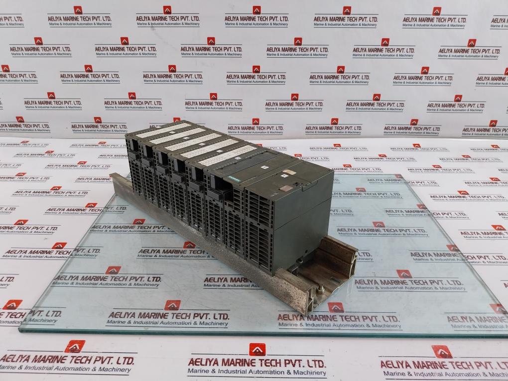 Siemens 6Es7 153-1Aa03-0Xb0/ 6Es7 322-1Bh01-0Aa0/ 6Es7 195-7Ha00-0Xa0 Module