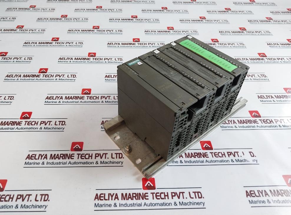 Siemens 6Es7 153-1Aa03-0Xb0(Interface Module),6Es7 321-1Bh02-0Aa0(Input Module),6Es7 322-1Hh01-0Aa0(Output Module) Module Rack