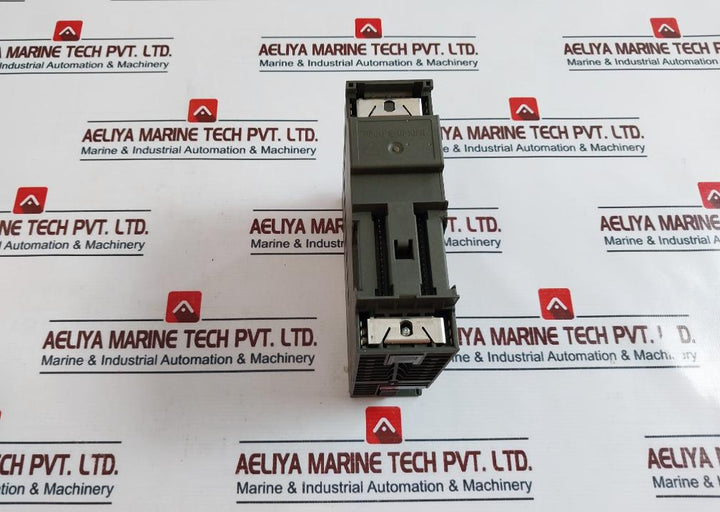 Siemens 6Es7 153-1Aa03-0Xb0(Interface Module),6Es7 321-1Bh02-0Aa0(Input Module),6Es7 322-1Hh01-0Aa0(Output Module) Module Rack
