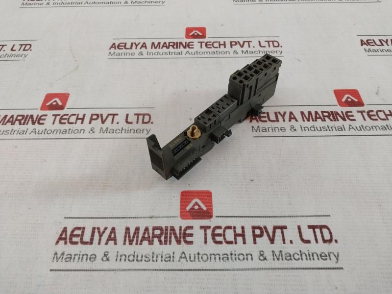 Siemens 6Es7 193-4Ca30-0Aa0 Terminal Module Tm-e15C24-a1 969906-1/282