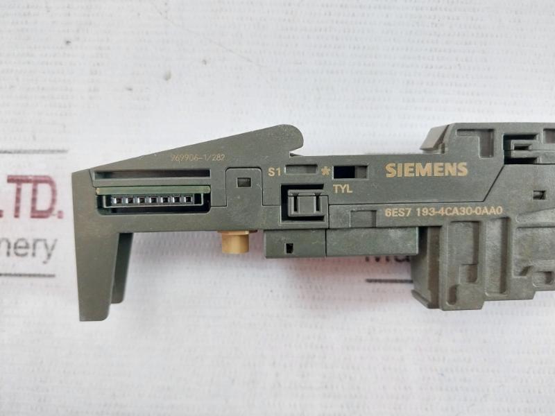Siemens 6Es7 193-4Ca30-0Aa0 Terminal Module Tm-e15C24-a1 969906-1/282