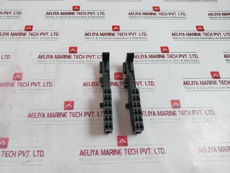 Siemens 6Es7193-4Ca40-0Aa0 Universal Terminal Module Tm-e15S26-a1, 1355456-1/653