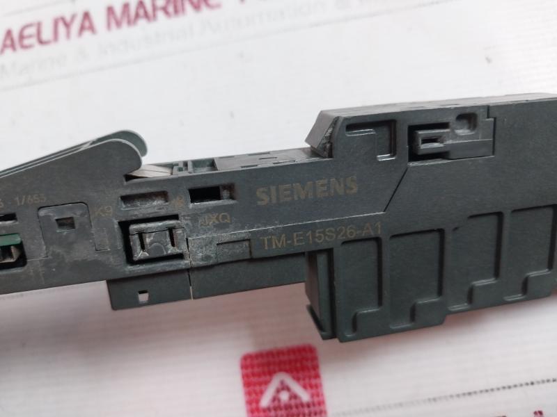 Siemens 6Es7193-4Ca40-0Aa0 Universal Terminal Module Tm-e15S26-a1, 1355456-1/653