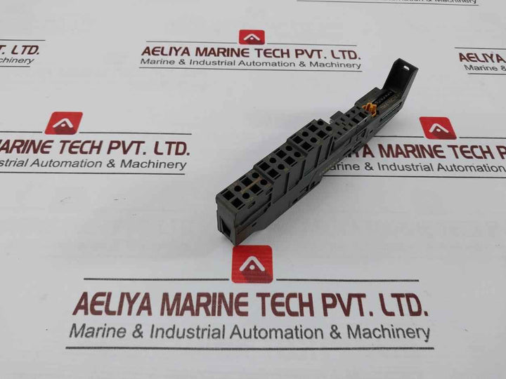 Siemens 6Es7 193-4Ca50-0Aa0 Terminal Module Tm-e15C26-a1