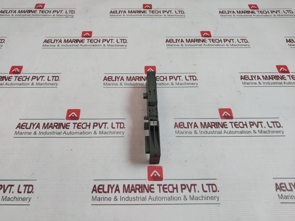 Siemens 6Es7 193-4Ca50-0Aa0 Universal Terminal Module V4 Tm-e15C26-a1