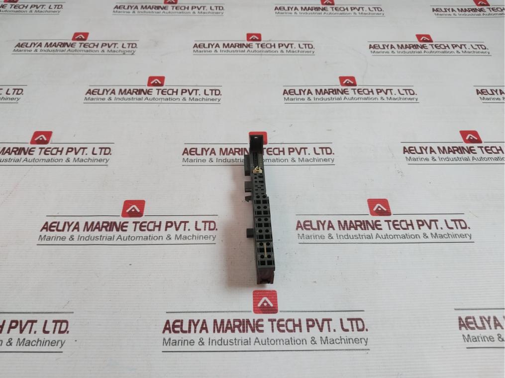 Siemens 6Es7 193-4Ca50-0Aa0 Universal Terminal Module V4 Tm-e15C26-a1