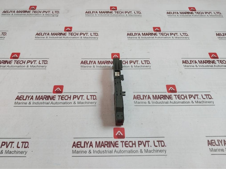 Siemens 6Es7 193-4Ca50-0Aa0 Universal Terminal Module V5 Tm-e15C26-a1