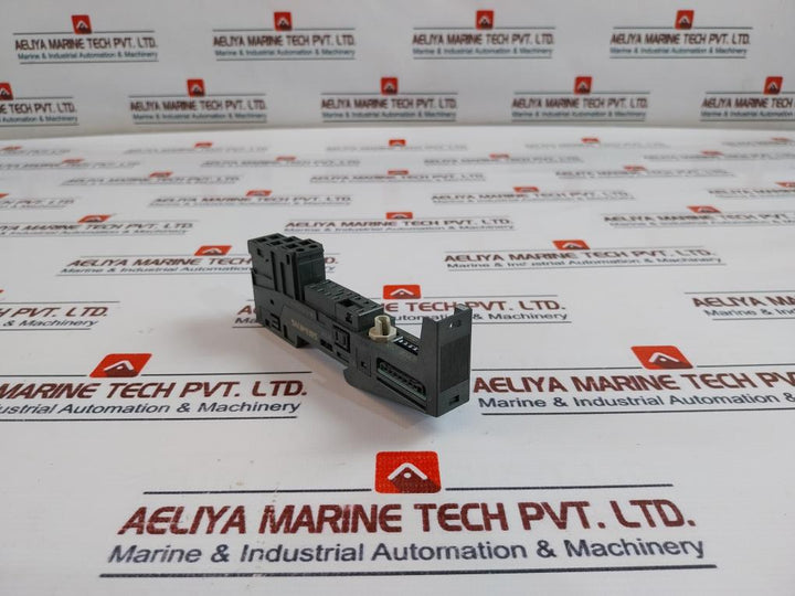 Siemens 6Es7 193-4Cb10-0Aa0 Terminal Module Tm-e15C23-01 Used