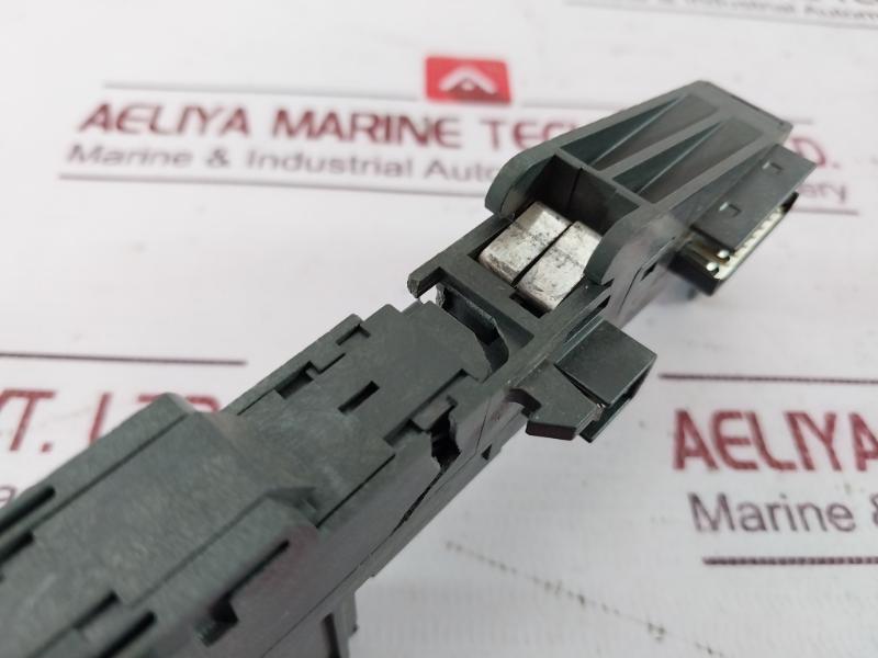 Siemens 6Es7 193-4Cb20-0Aa0 Terminal Module Tm-e15S24-01