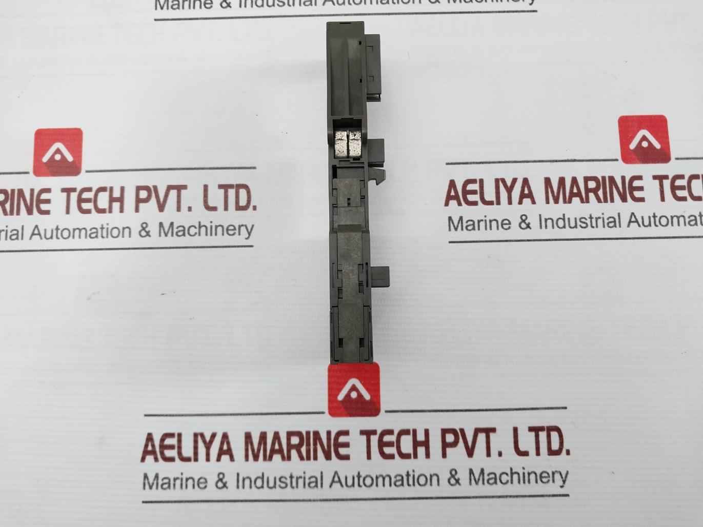 Siemens 6Es7 193-4Cb30-0Aa0 Terminal Module Tm-e15C24-01