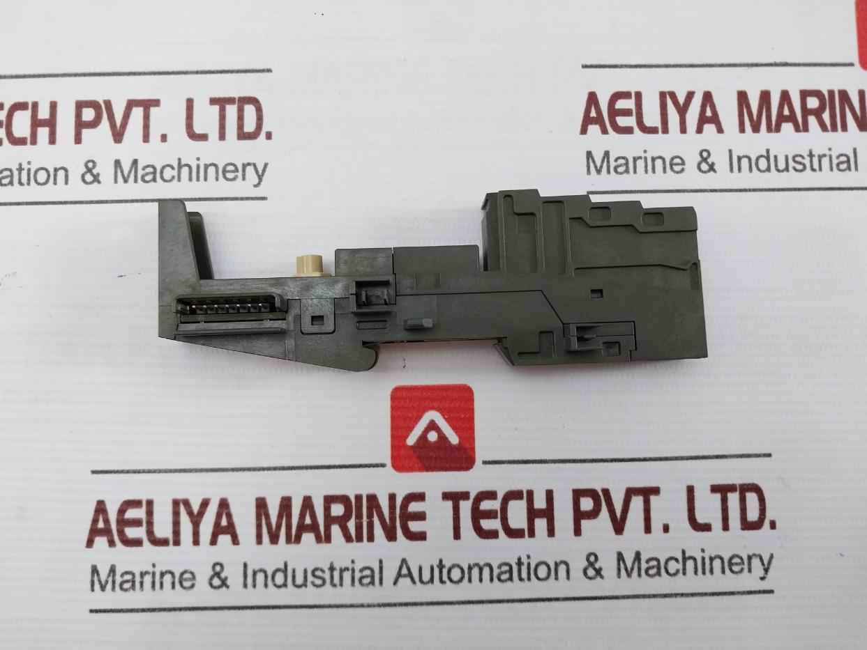 Siemens 6Es7 193-4Cb30-0Aa0 Terminal Module Tm-e15C24-01