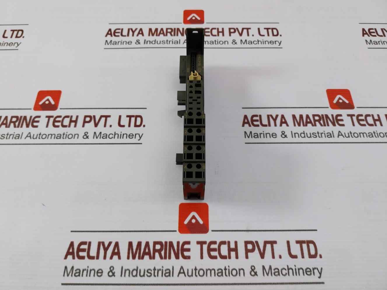 Siemens 6Es7 193-4Cb30-0Aa0 Terminal Module Tm-e15C24-01