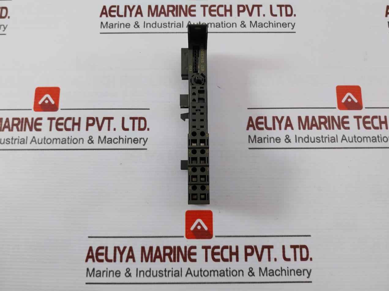 Siemens 6Es7 193-4Cb30-0Aa0 Terminal Module Tm-e15C24-01