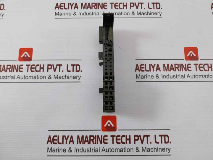 Siemens 6Es7 193-4Cb30-0Aa0 Terminal Module Tm-e15C24-01