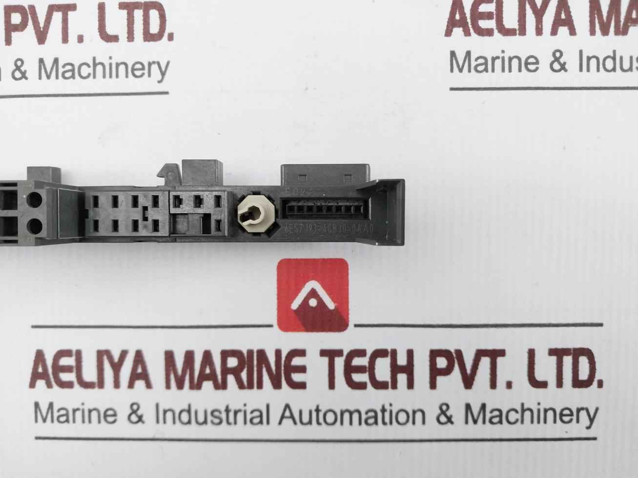 Siemens 6Es7 193-4Cb30-0Aa0 Terminal Module Tm-e15C24-01