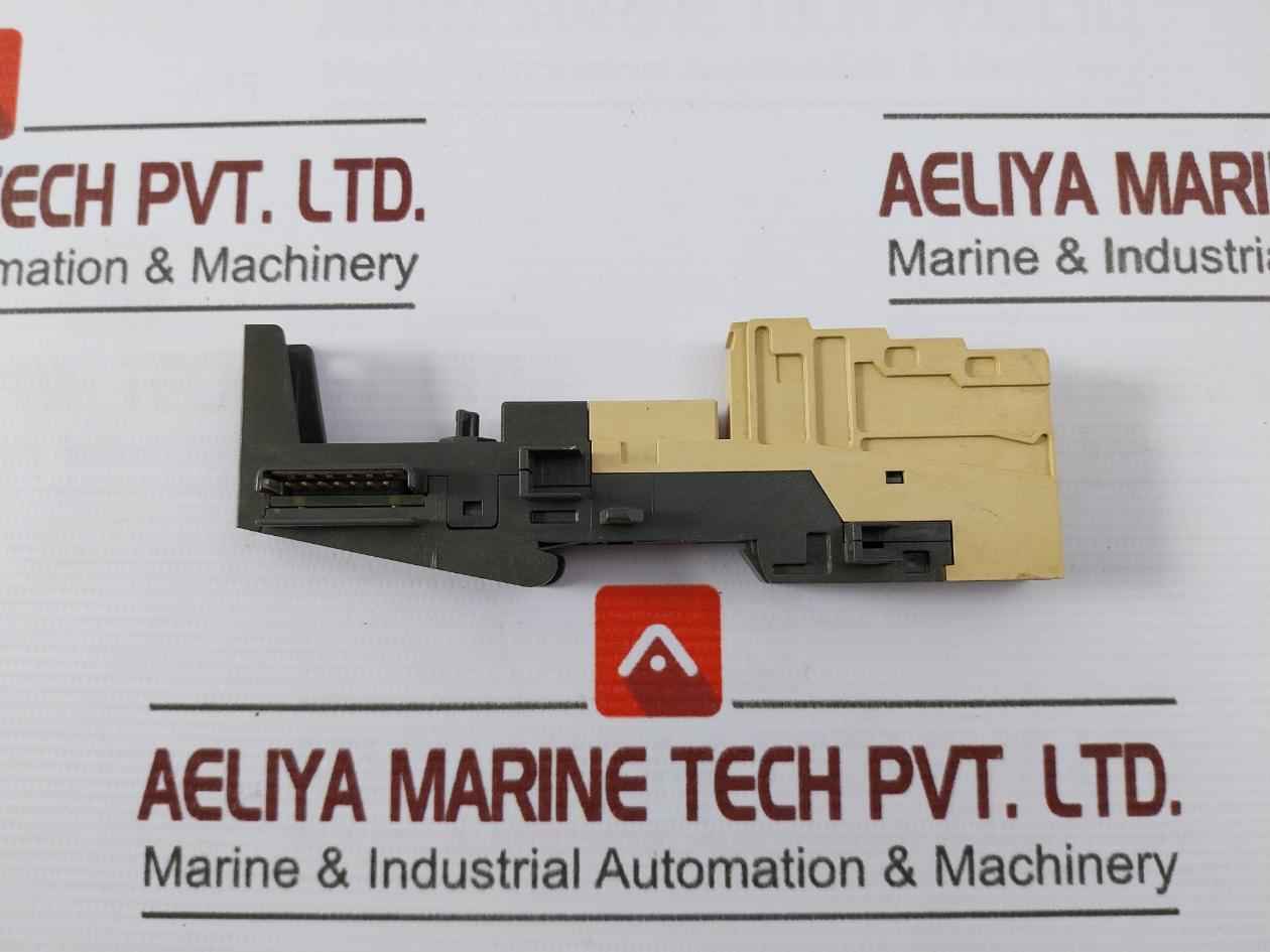 Siemens 6Es7 193-4Cd30-0Aa0 Terminal Module S3 Tyl Tm-p15C23-a0