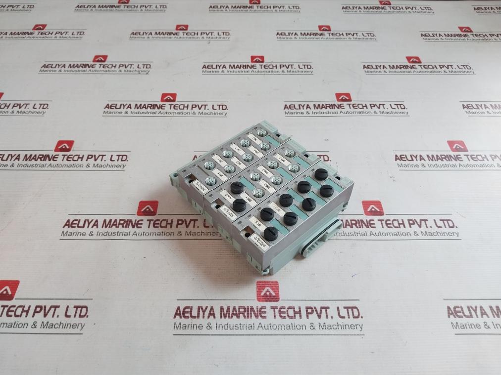 Siemens 6Es7 194-4Cb00-0Aa0 I/O Connection Module 141-4Bf00-0Aa0 8 Di Dc 24V