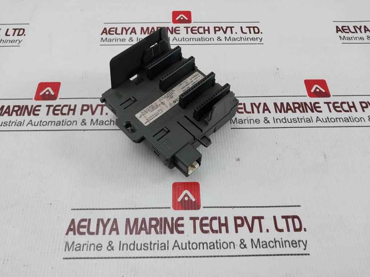Siemens 6Es7 195-7Hb00-0Xa0 Bus Module Bm 2X40