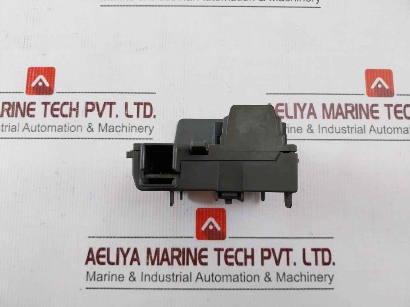 Siemens 6Es7 195-7Hd80-0Xa0 Bus Module Atec 1096X