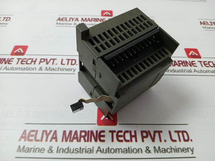 Siemens 6Es7 223-1Bh22-0Xa0 Digital Input /Output Module 24V Dc 15-30V