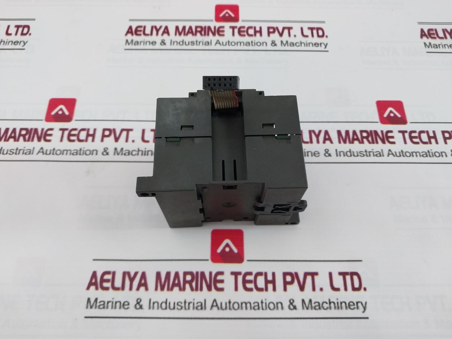 Siemens 6Es7 223-1Bh22-0Xa0 Digital Input/Output Module 24 Vdc 15-30V