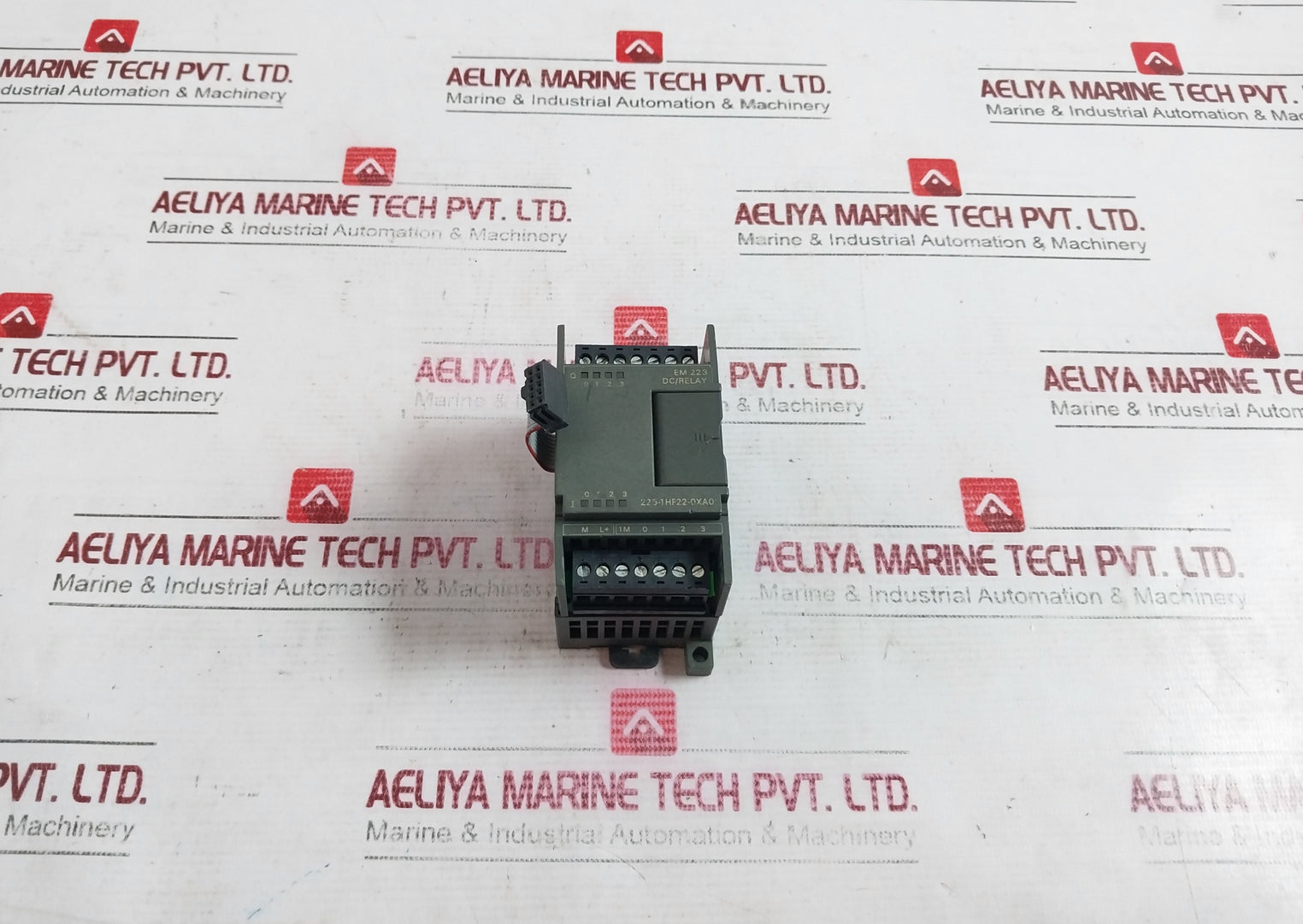 Siemens 6Es7 223-1Hf22-0Xa0 Digital Output Module Di 4 X 24Vdc 15-30V Em 223