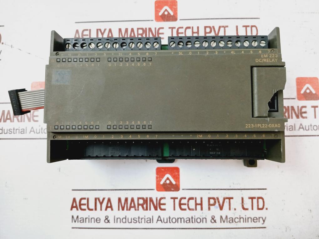 Siemens 6Es7 223-1Pl22-0Xa0 Digital Input/Output Module Em223(Minor Body Damage)