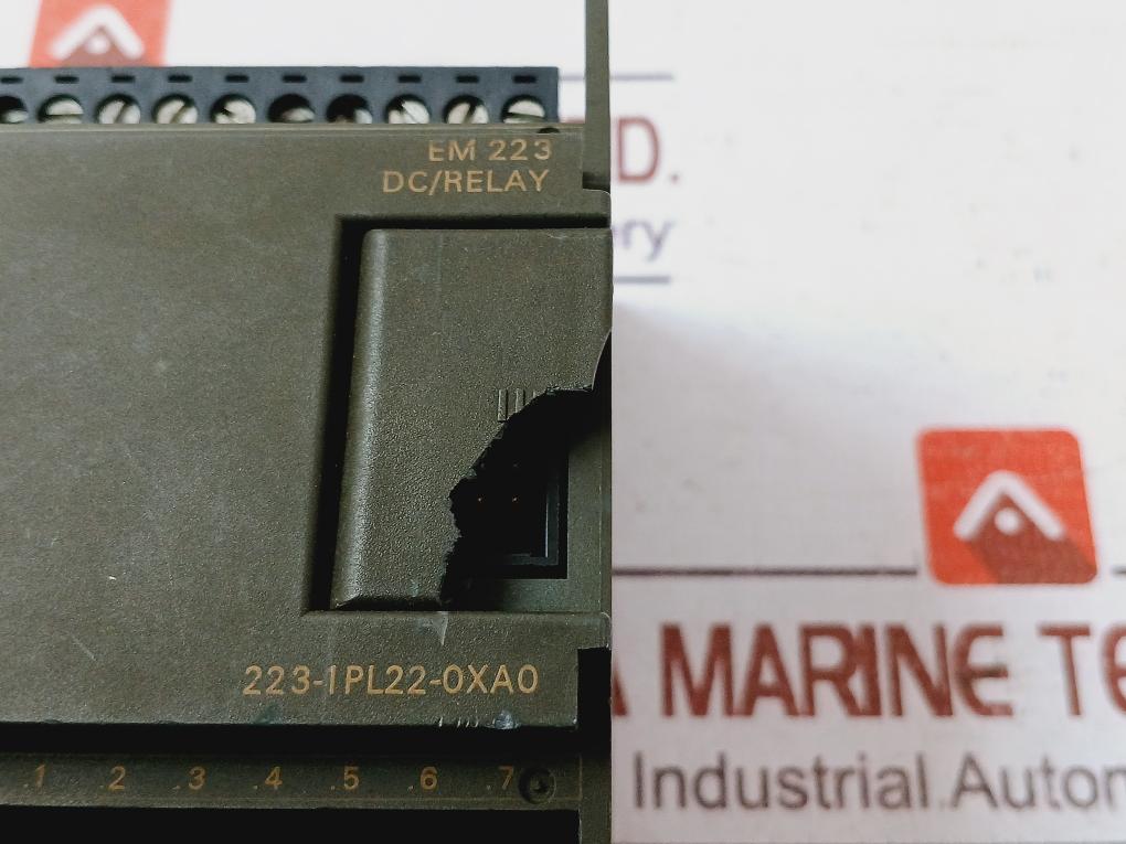 Siemens 6Es7 223-1Pl22-0Xa0 Digital Input/Output Module Em223(Minor Body Damage)