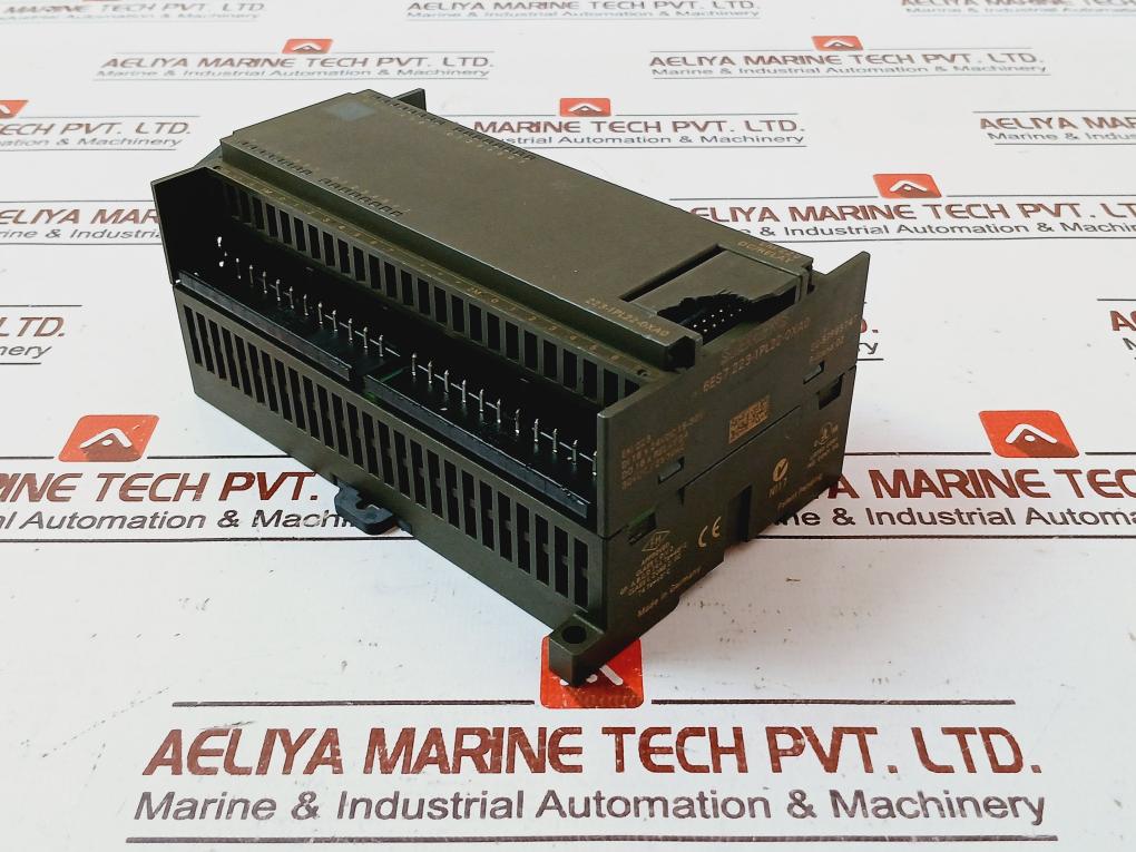 Siemens 6Es7 223-1Pl22-0Xa0 Digital Input/Output Module Em223(Minor Body Damage)