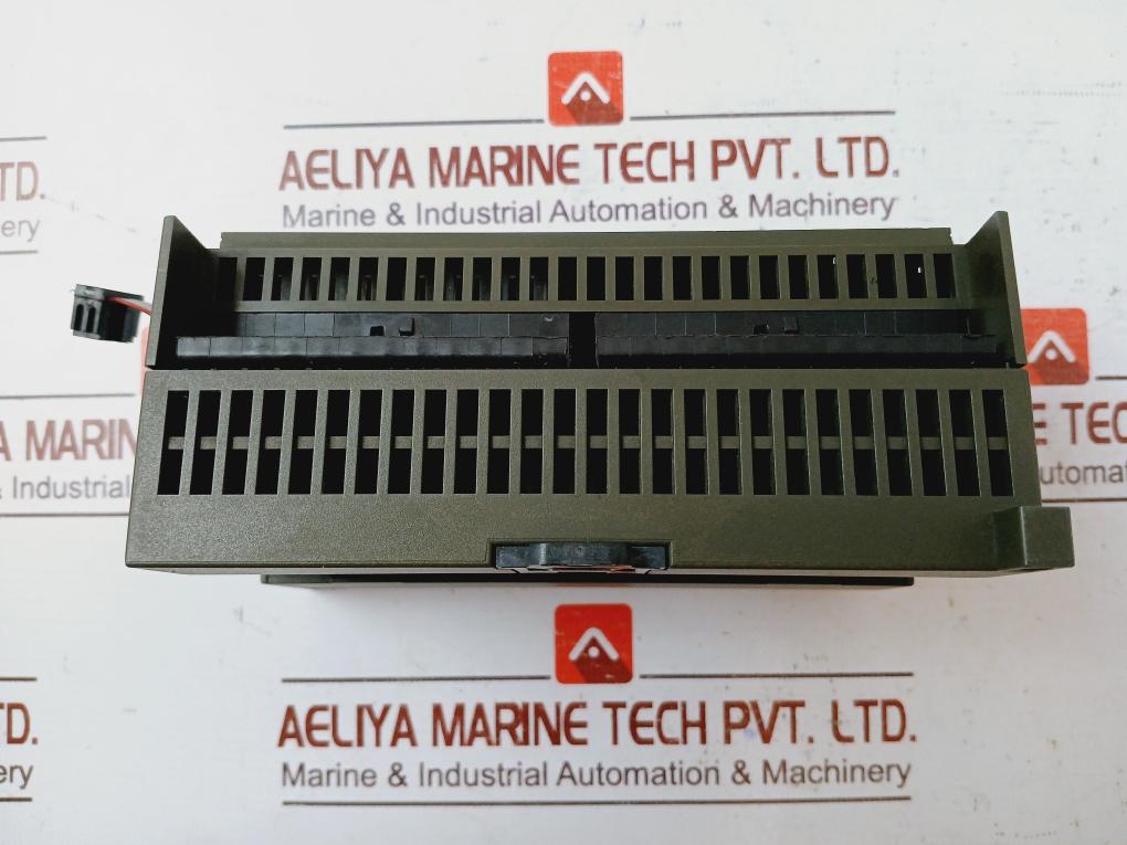 Siemens 6Es7 223-1Pl22-0Xa0 Digital Input/Output Module Em223(Minor Body Damage)