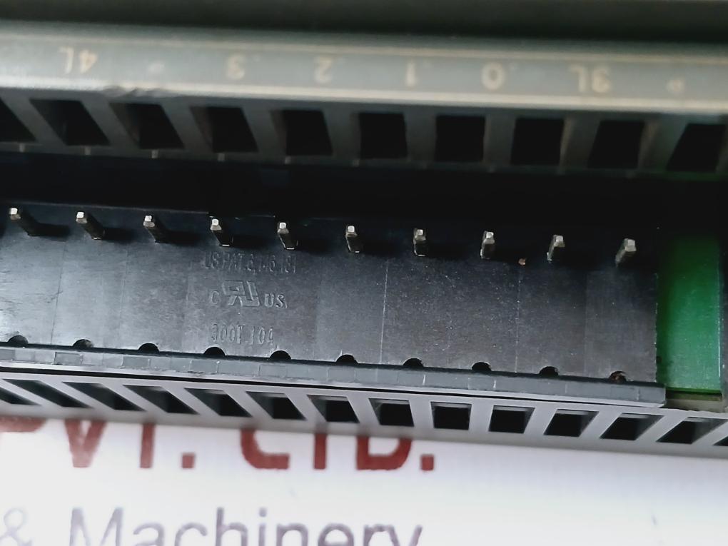 Siemens 6Es7 223-1Pl22-0Xa8 Digital Input/Output Module Em 223 Cn