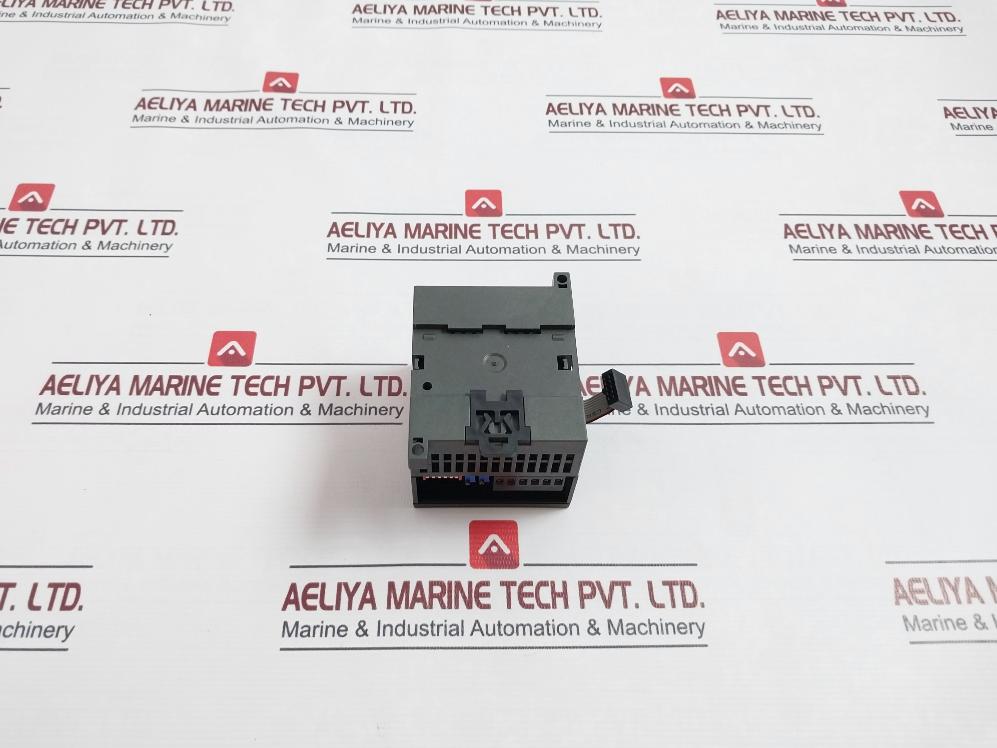 Siemens 6Es7 235-0Kd22-0Xa0 Analog I/O Module 21-28 Vdc 40C Em235